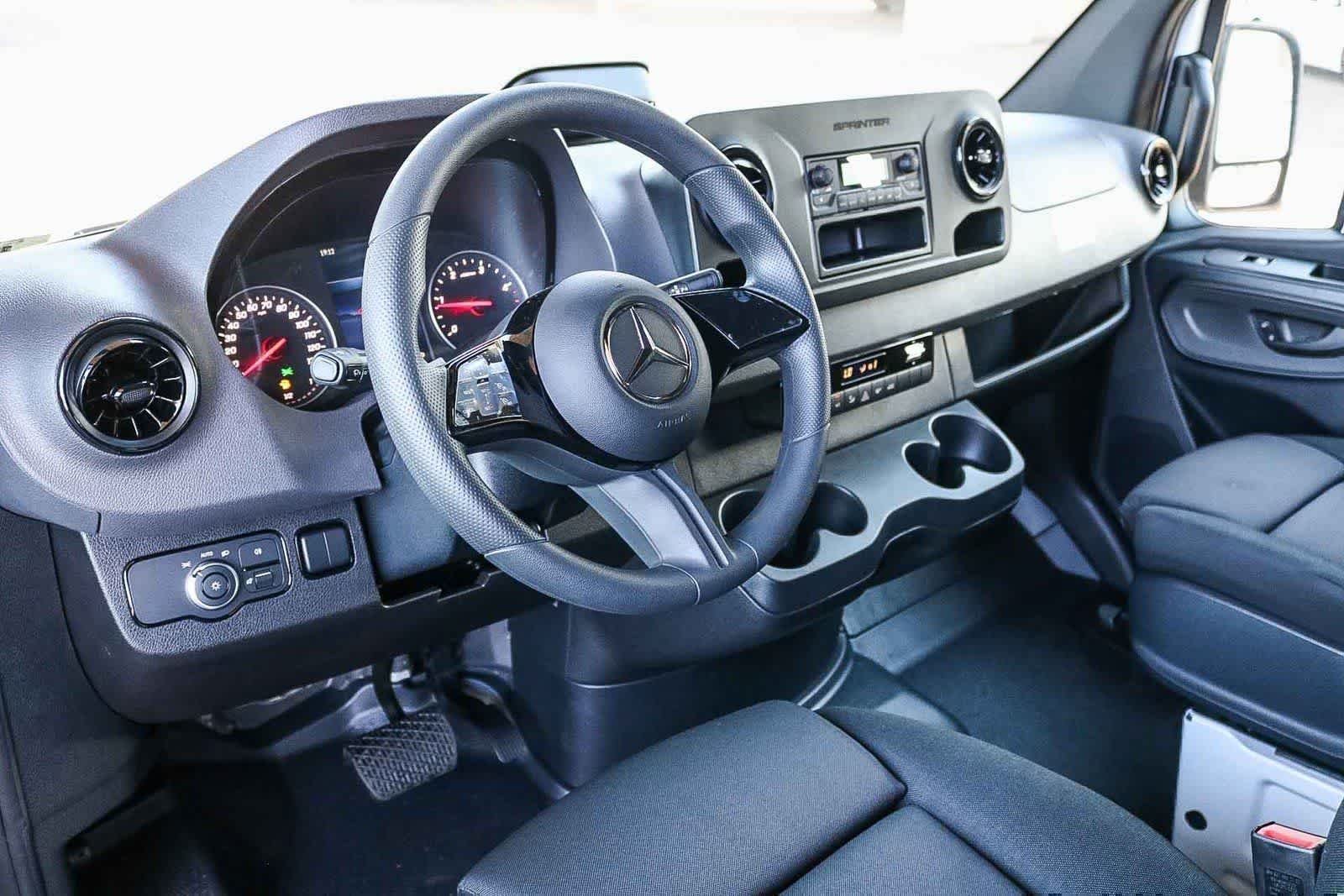 New 2026 Arctic White Mercedes-Benz Cargo 170WB High Roof RWD 2.0L I4 Diesel Turbo SO image 12