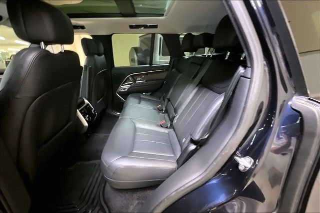 Used 2024 Blue Land Rover SE image 14