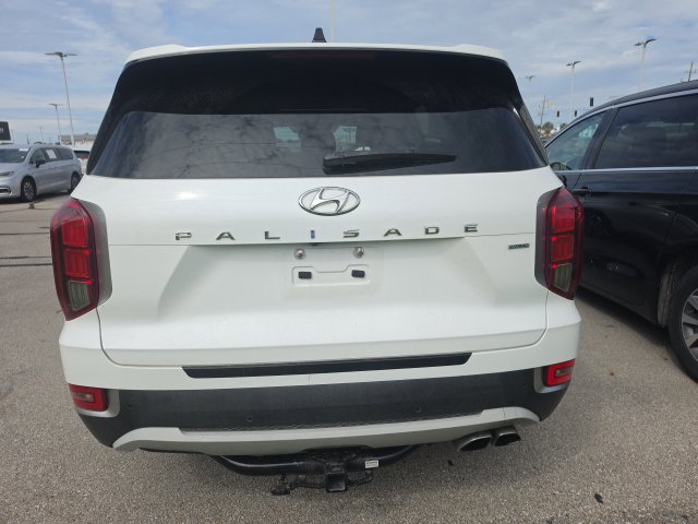 Used 2022 White Hyundai SEL image 3