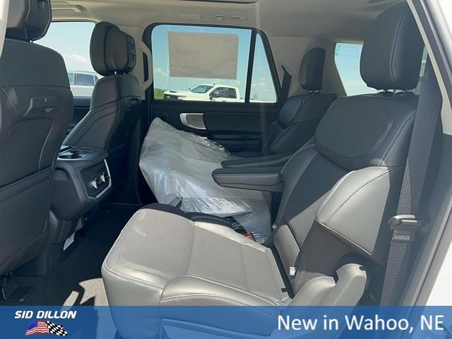 New 2026 Star White Metallic Tri-Coat Ford MAX Platinum® image 14