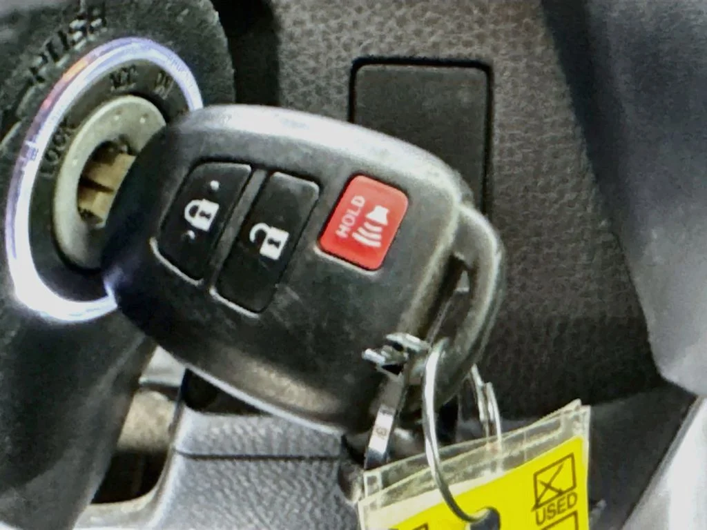 Used 2018 Magnetic Gray Metallic Toyota LE image 19