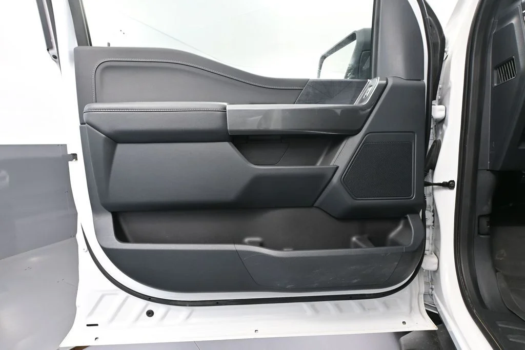 Used 2023 White Ford XLT image 21