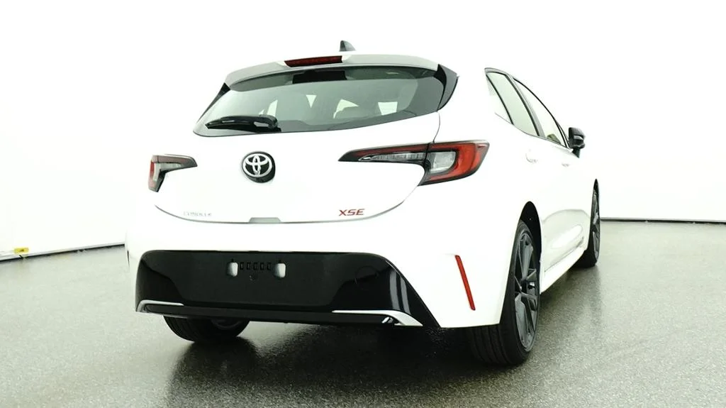 New 2026 Ice Cap Toyota XSE image 21