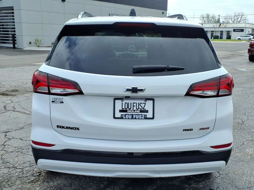 Used 2024 White Chevrolet RS image 30