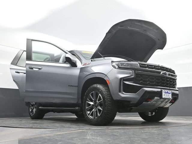 Used 2021 Gray Chevrolet Z71 image 32