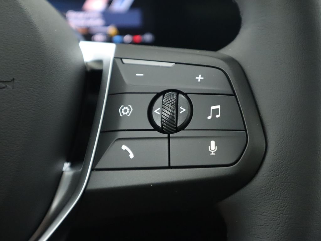 2025 BMW X1 28i - Photo 13