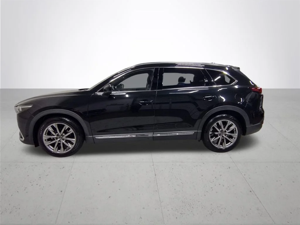 Used 2017 Black Mazda Signature image 9