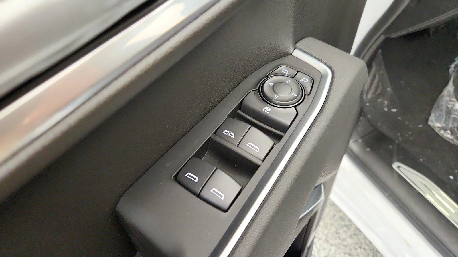2026 Chevrolet Silverado 1500 LT - Photo 25