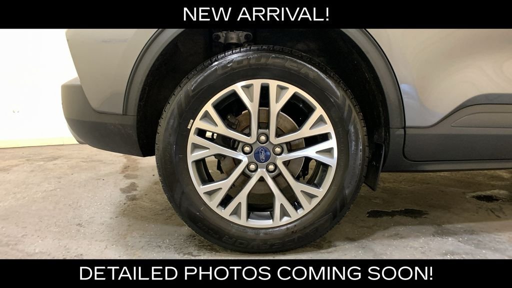 Certified Used 2021 Gray Metallic Ford SEL image 14