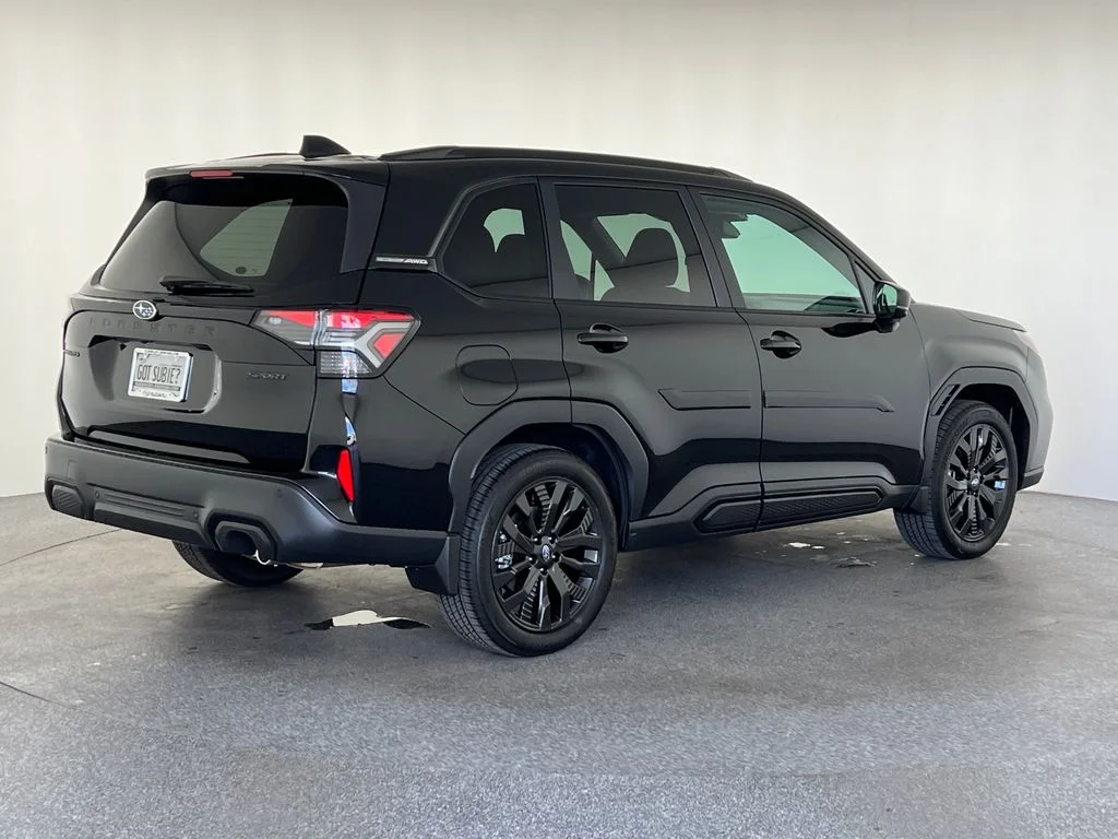 New 2026 CRYSTAL BLACK SILICA Subaru Sport Onyx Edition image 4