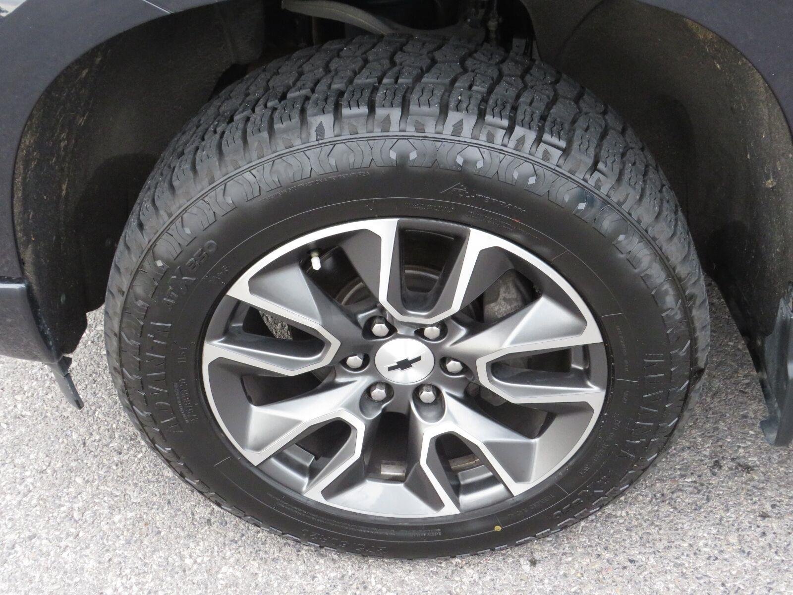 Used 2022 Dark Ash Metallic Chevrolet RST image 15