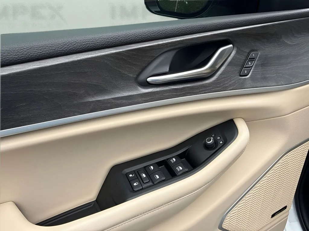 Used 2021 White Jeep Limited image 20