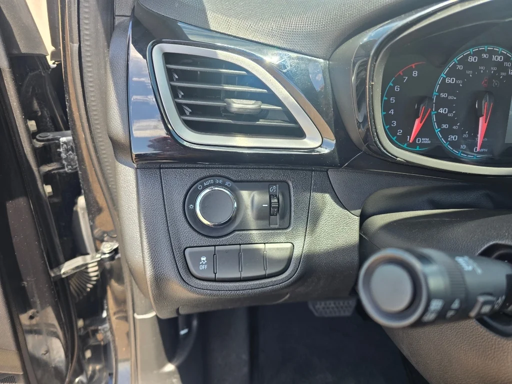 Used 2021 Mosaic Black Metallic Chevrolet 1LT image 18