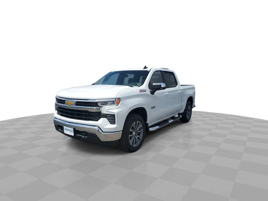 New 2026 Summit White Chevrolet LT image 4