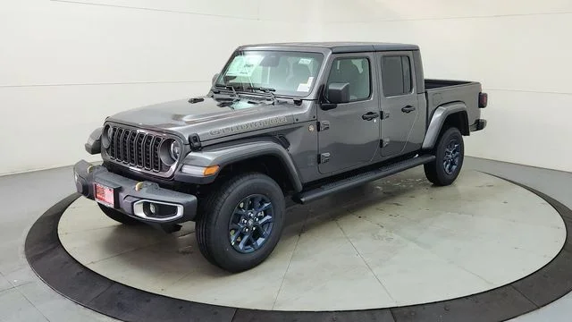 New 2026 Granite Crystal Metallic Clear-Coat Exterior Paint Jeep 85th Anniversary Edition image 3