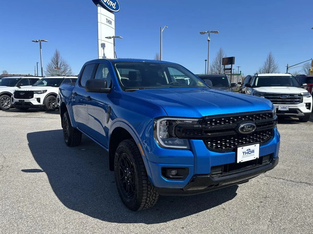 New 2026 Blue Ford XLT image 3