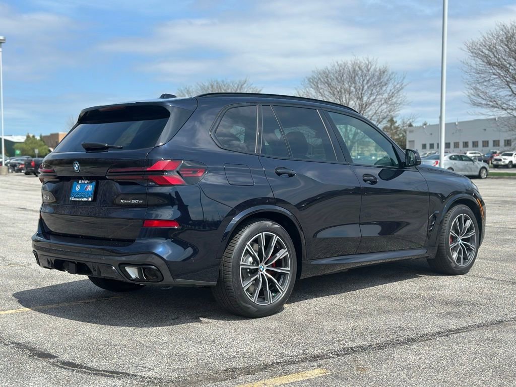 New 2026 Carbon Black Metallic BMW xDrive50e image 7