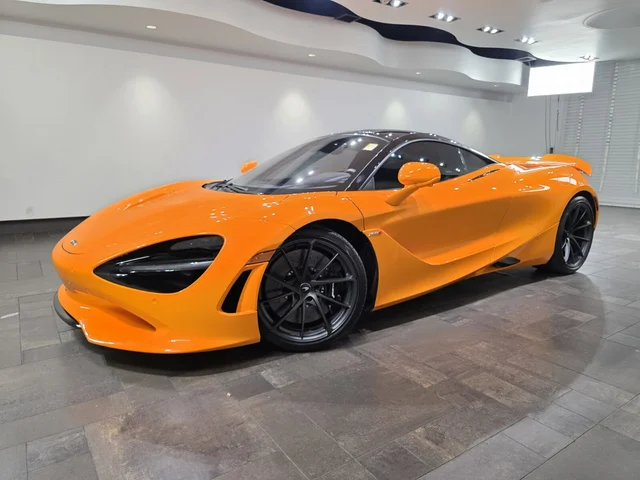 2024 McLaren 750S Coupe