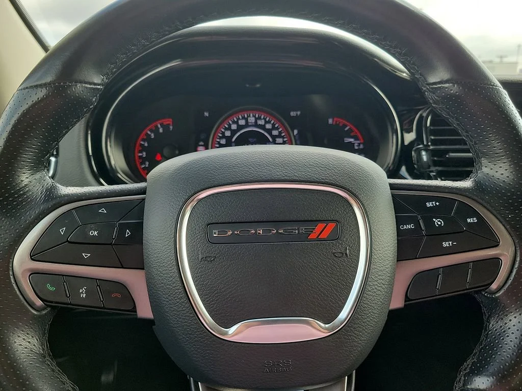 Used 2021  Dodge SXT image 24