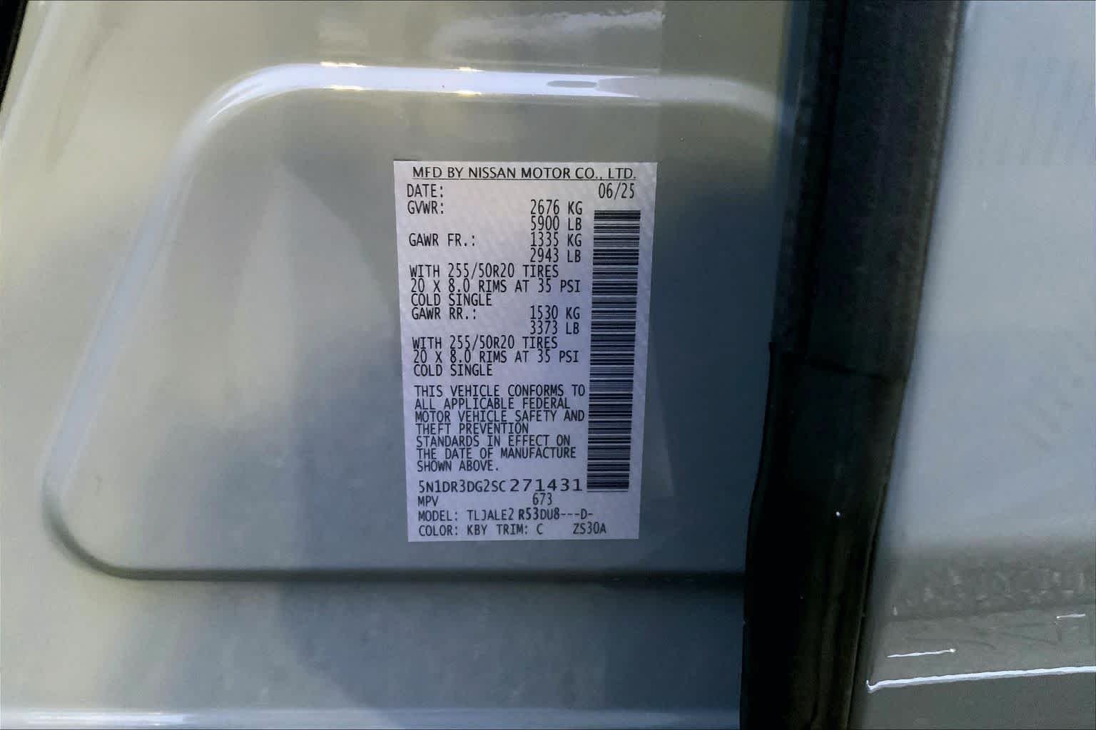 Used 2025 Boulder Gray Pearl Nissan Platinum image 30