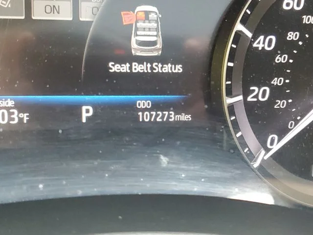 Used 2020  Toyota XLE image 23