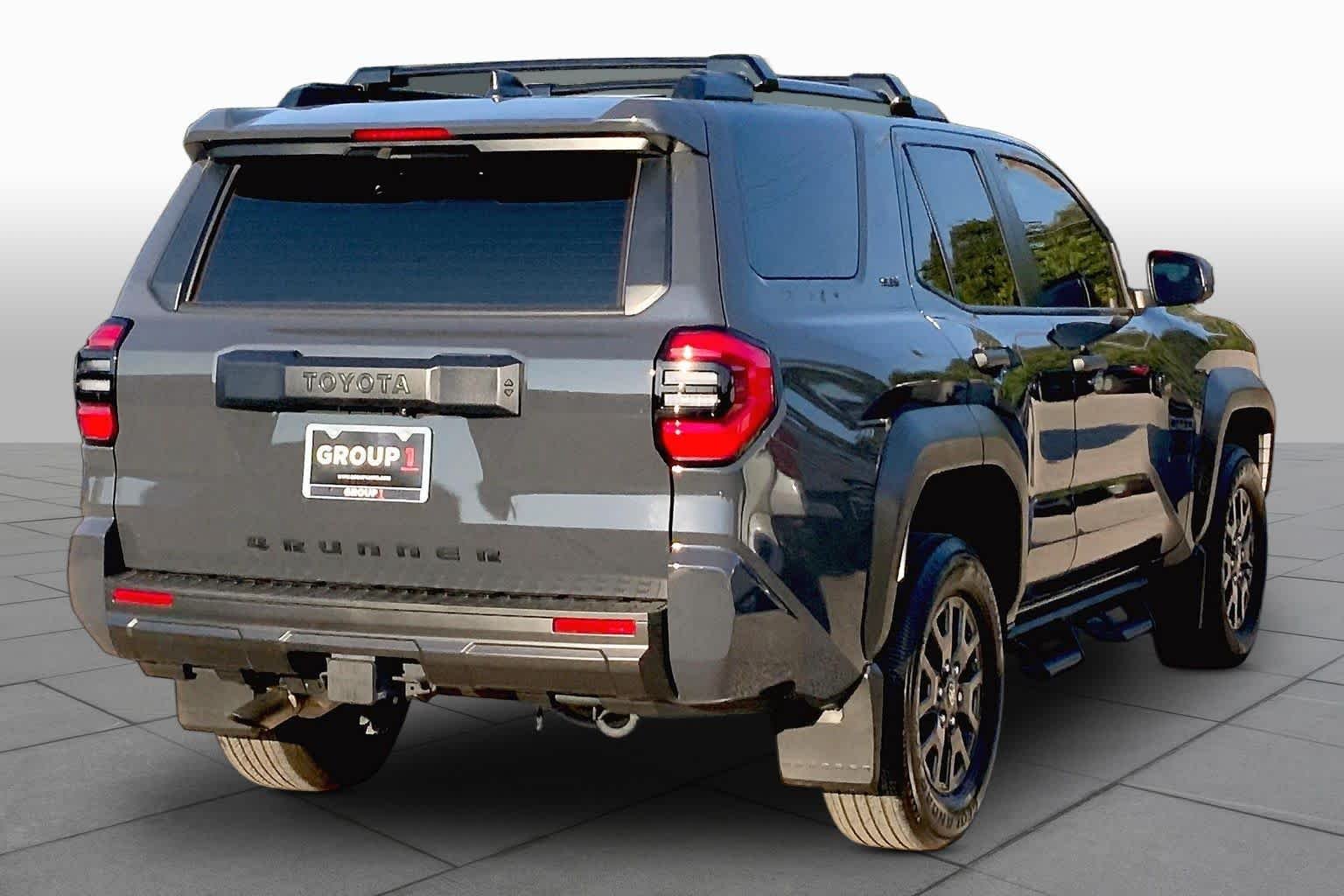 Used 2025 Underground Toyota SR5 image 13