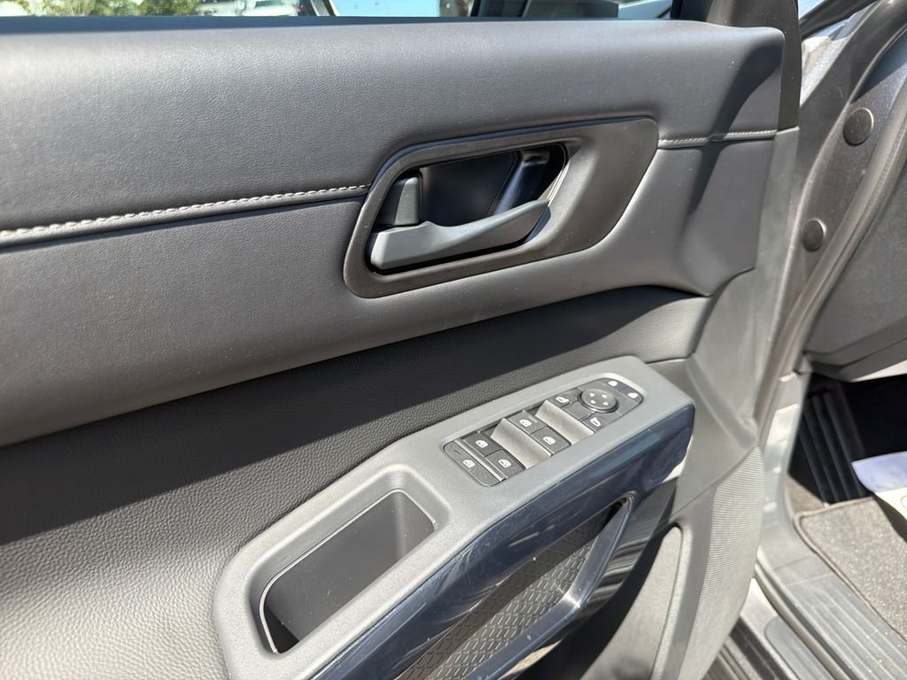 New 2026 Nissan Pathfinder SV 4D Sport Utility