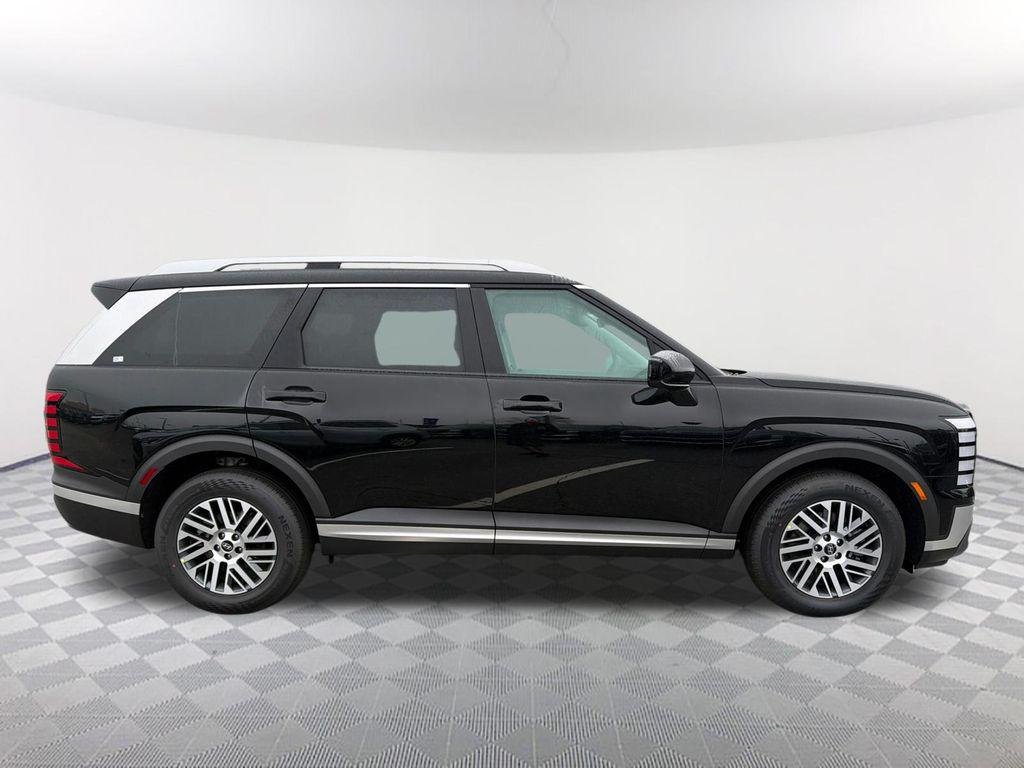 New 2026 Black Hyundai SEL FWD image 4
