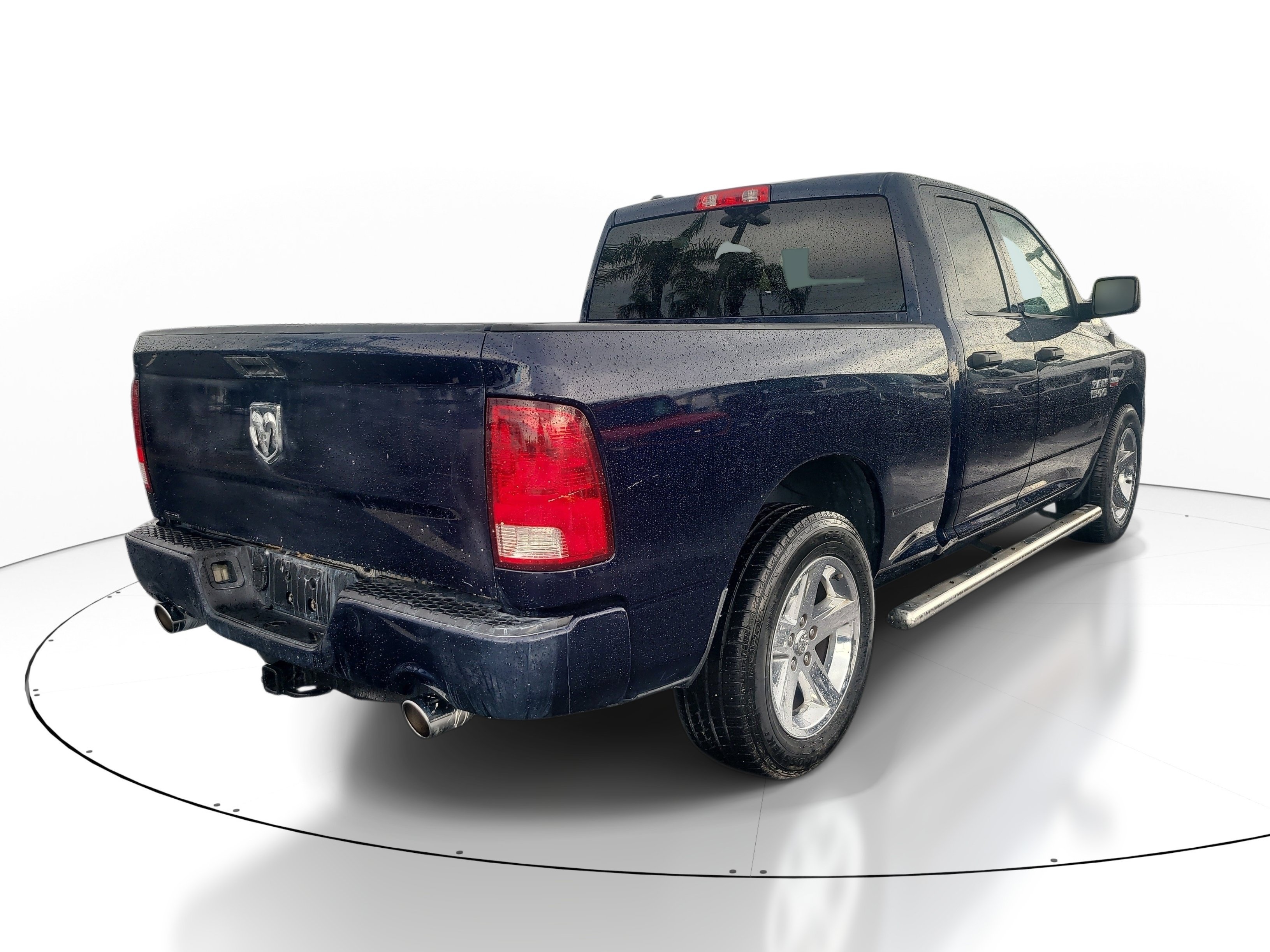 Used 2014 True Blue Pearlcoat Ram Express image 4