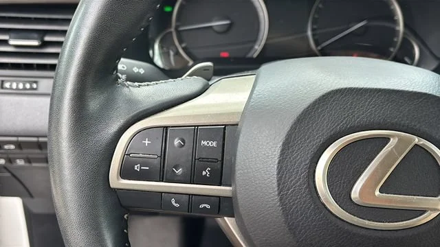 Used 2021 White Lexus RX 350 image 23