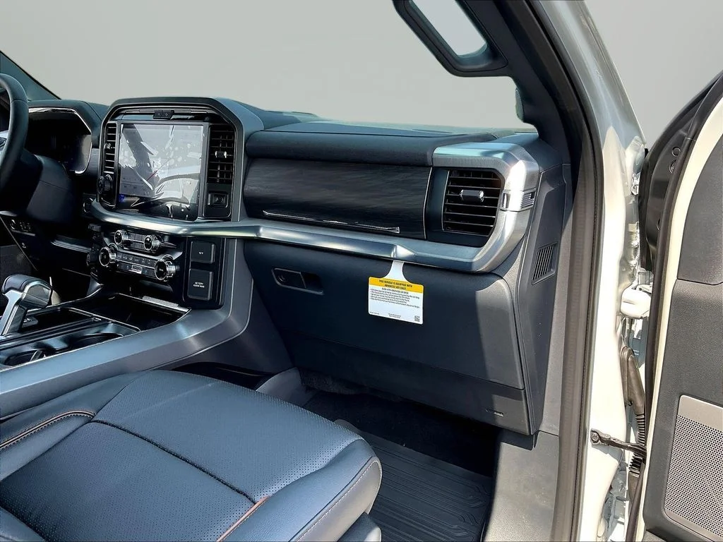New 2026 Avalanche Ford Lariat® image 30