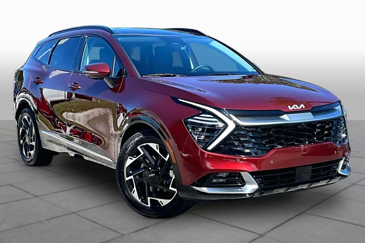 Used 2025 Dawning Red Kia SX-Prestige image 3