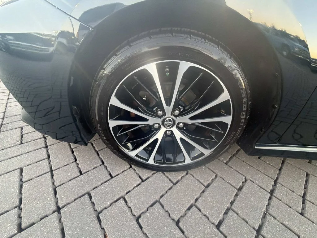 Used 2019 Blue Toyota SE image 10