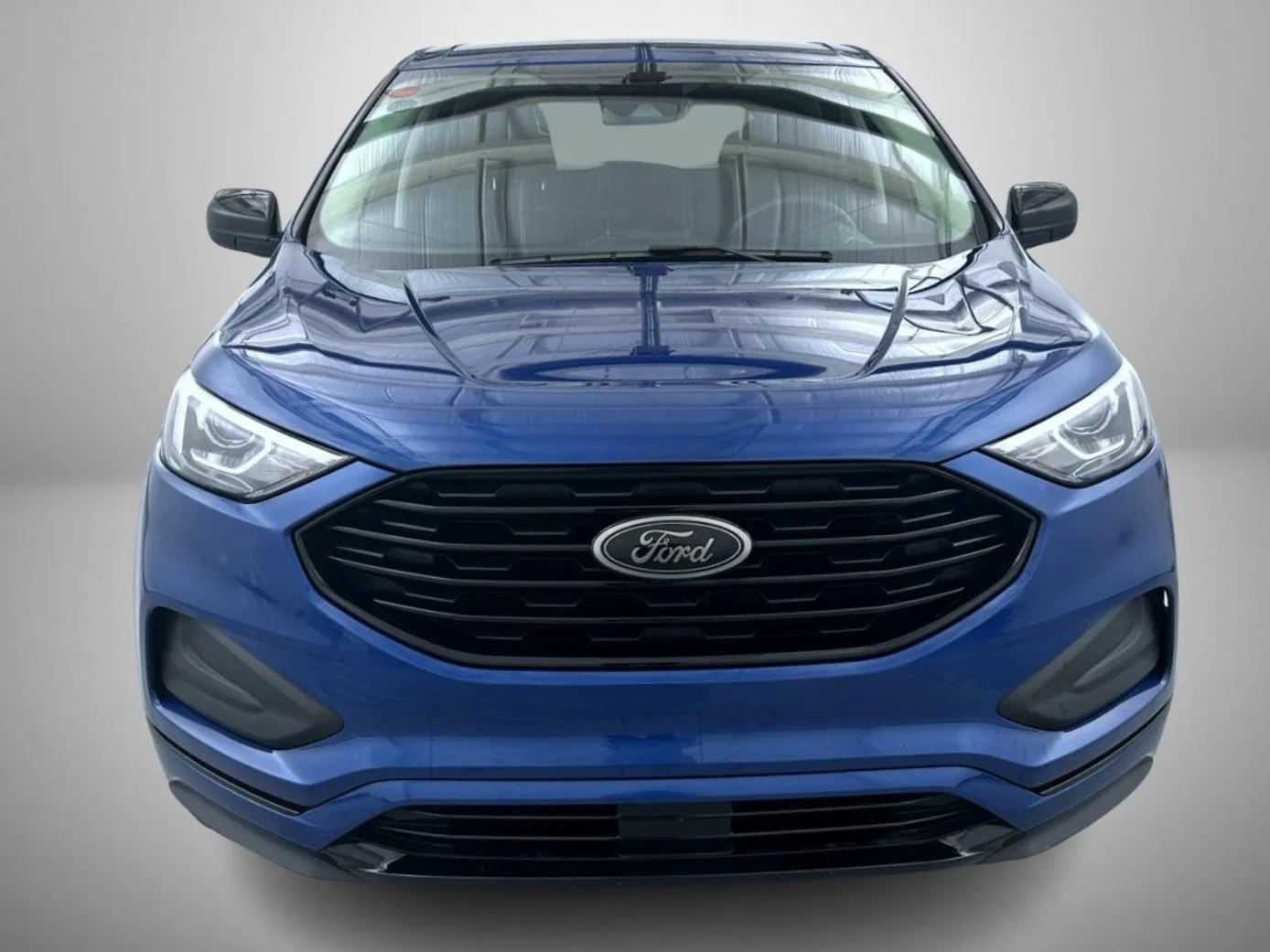 Used 2024 Blue Ford SE image 2