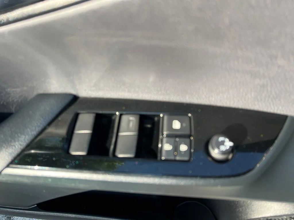 Used 2021 Beige Toyota L image 37