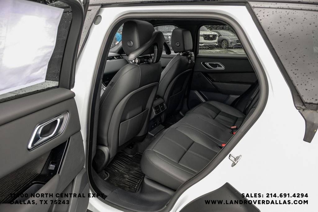 New 2026 Fuji White Land Rover Dynamic SE image 43