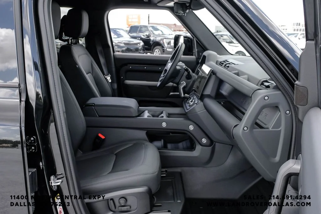 Certified Used 2026 Black Land Rover S image 36