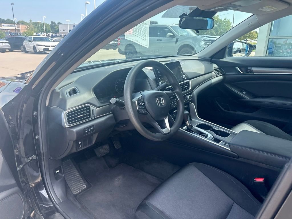 Used 2019 Black Honda LX image 10