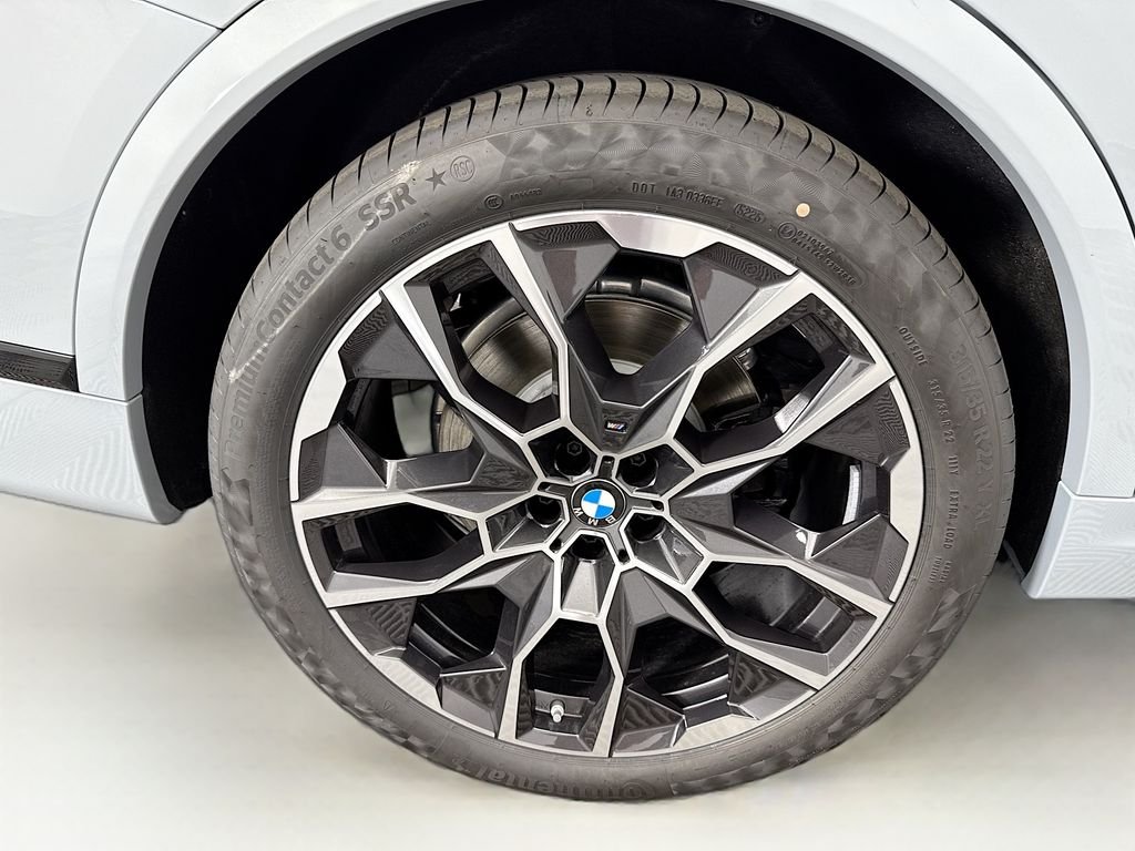 Used 2026 Gray Metallic BMW xDrive40i image 33