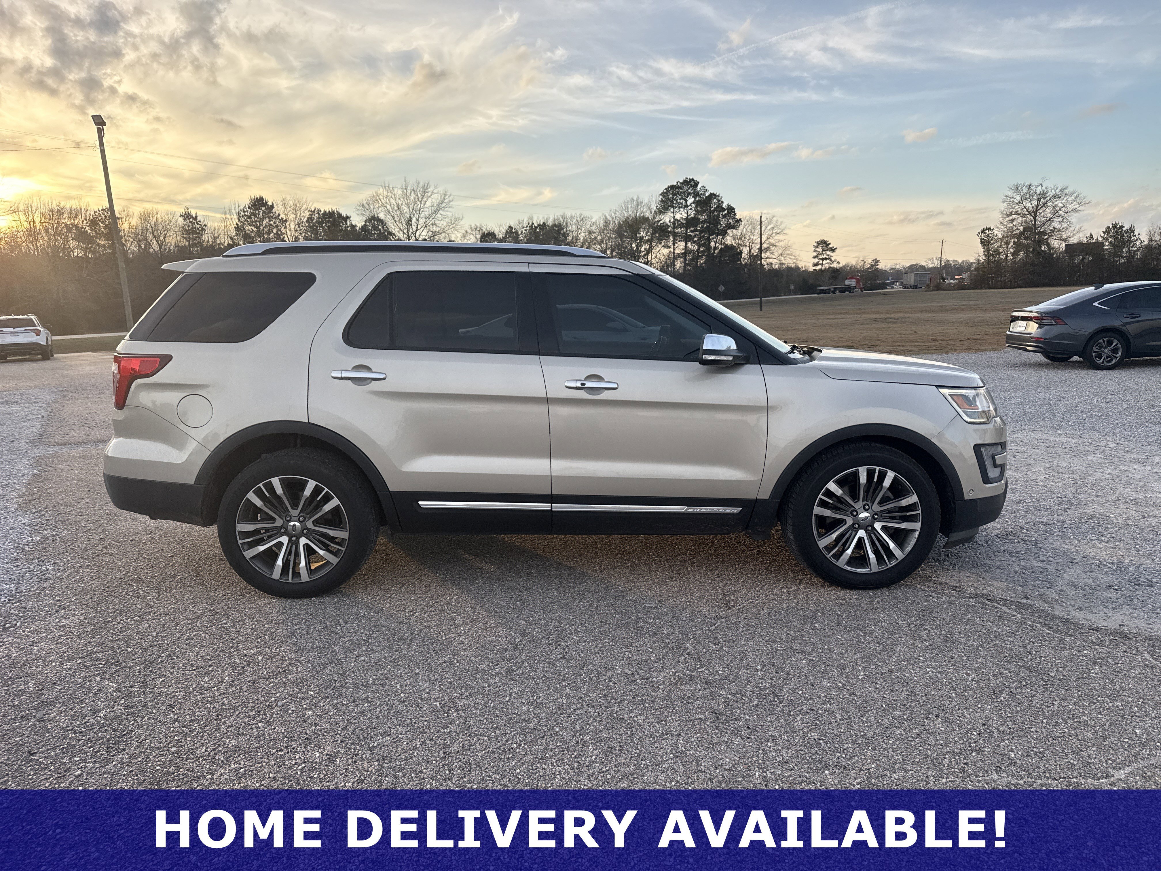 2017 Ford Explorer Platinum - Photo 8