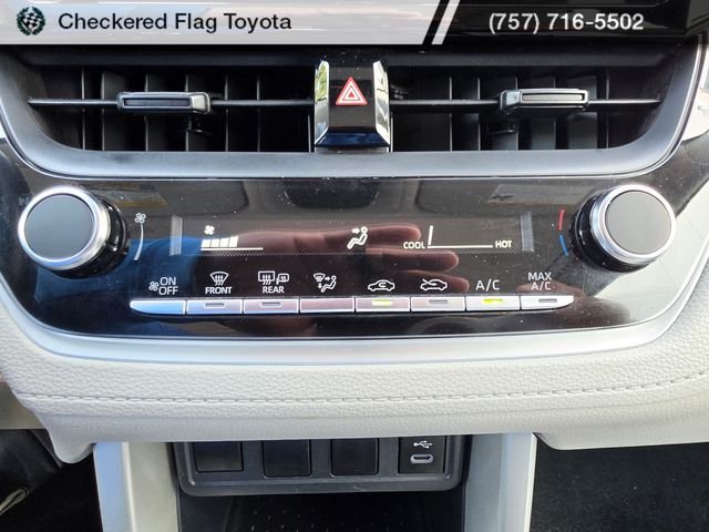 Used 2024 Sonic Silver Toyota L image 23