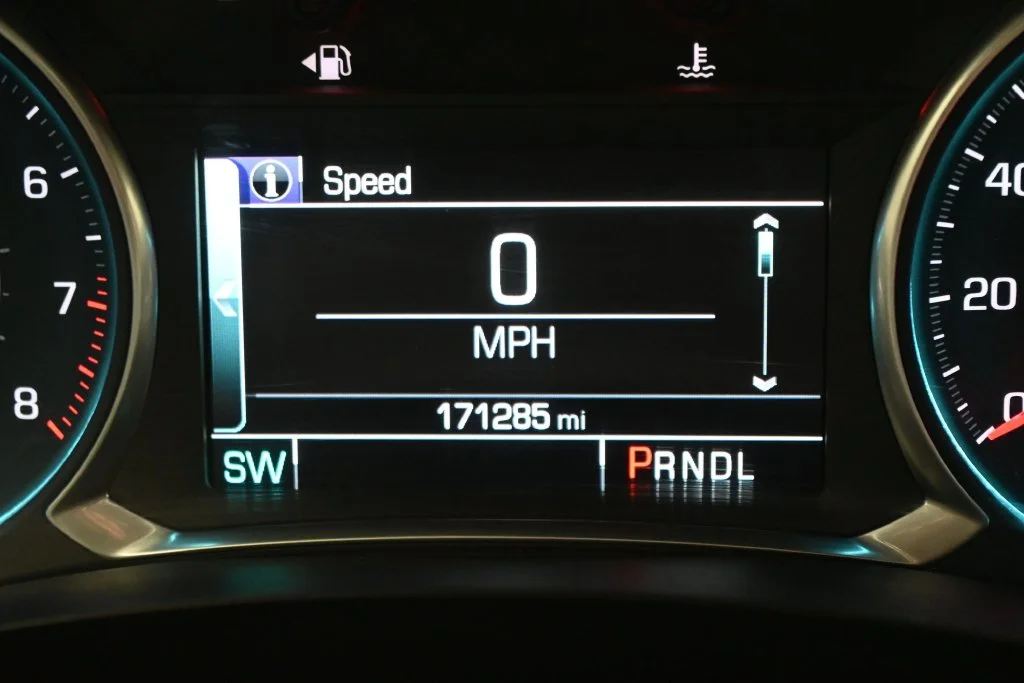 Used 2019 Silver Chevrolet 3LT image 17