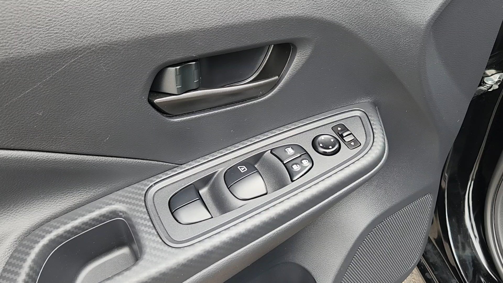 Certified Used 2025 Black Nissan S image 7