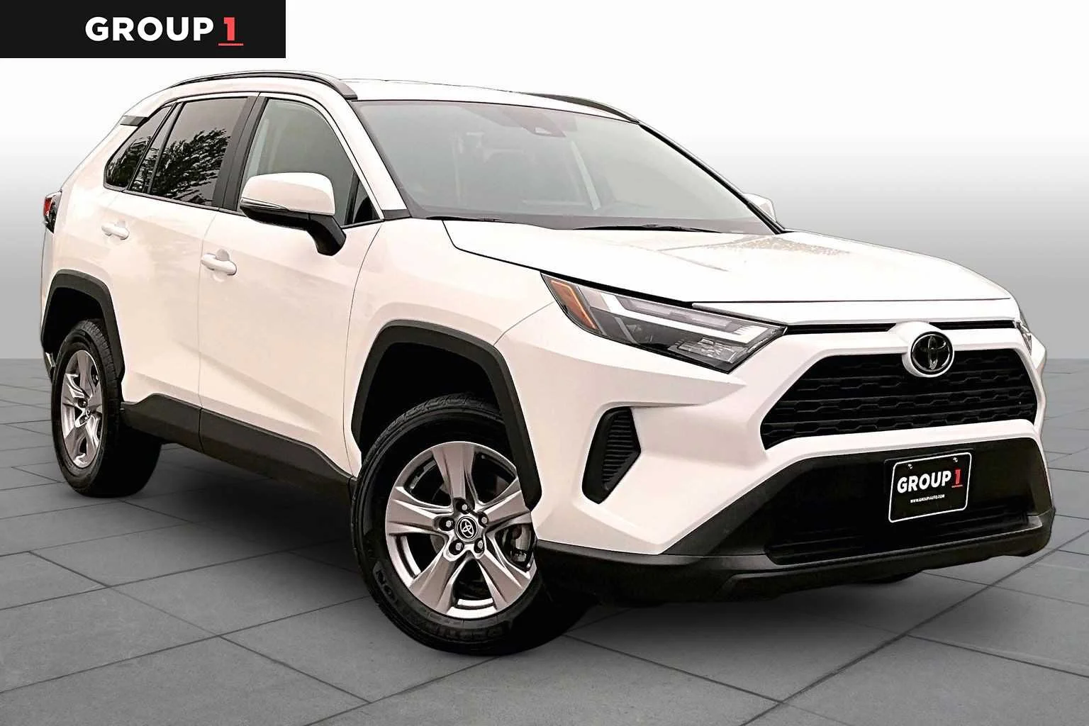 Certified Used 2025 Ice Cap Toyota XLE image 3