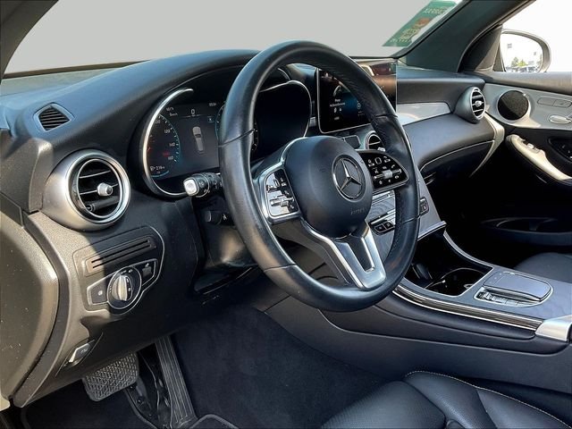Used 2022 Gray Mercedes-Benz GLC 300 image 18