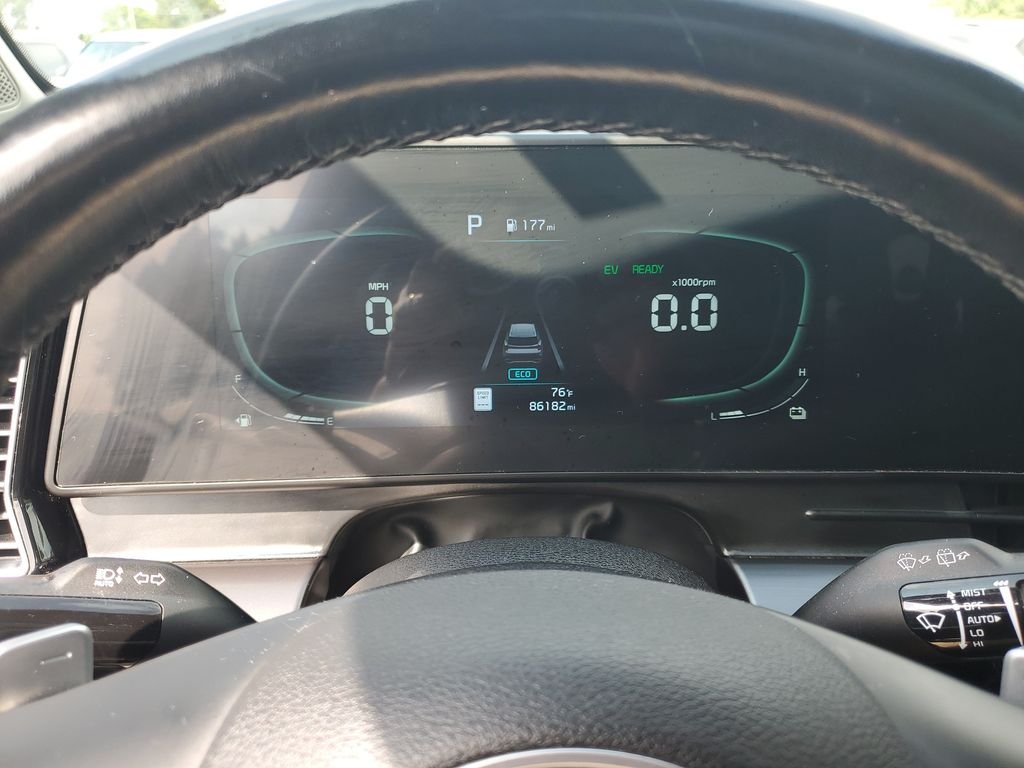 Used 2023 Fusion Black Kia EX image 17