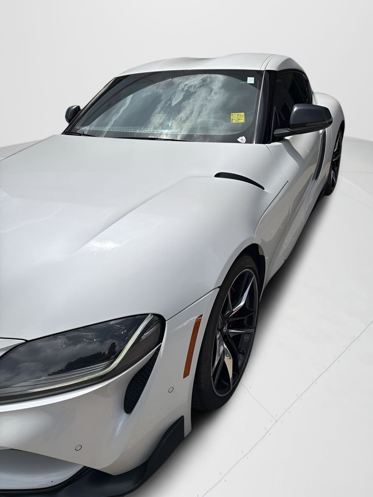 Used 2020  Toyota 3.0 image 12