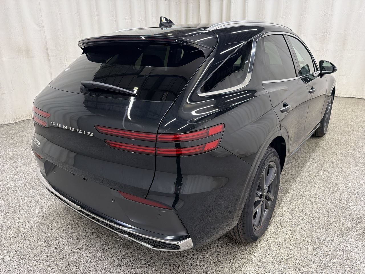 New 2027 Vik Black Genesis 2.5T SELECT image 8