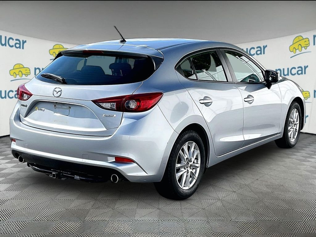 Used 2017 Sonic Silver Metallic Mazda Sport image 6