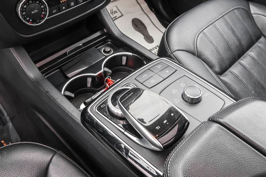 Used 2017  Mercedes-Benz GLS 450 image 27